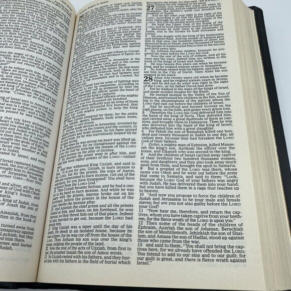 Holy Bible NKJV Thomas Nelson 412AN 1982 Words of Christ in Red Dictionary - Picture 10 of 13
